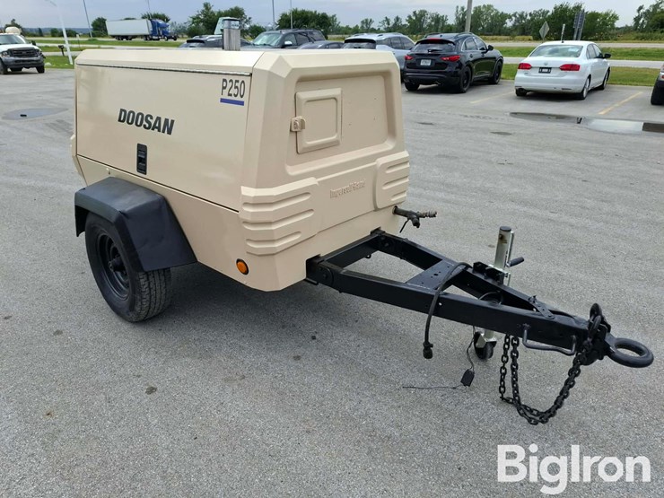 2012-doosan-p250wjd-image-3