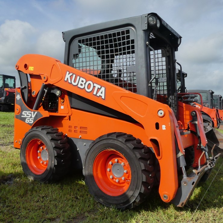 KUBOTA SSV65