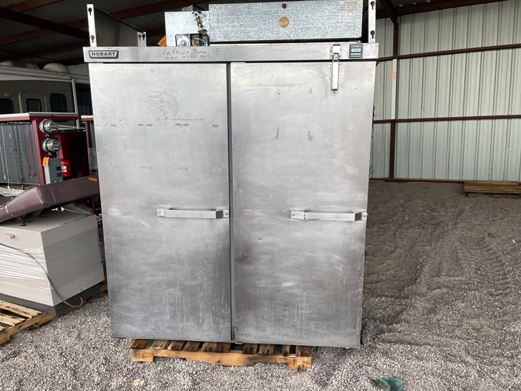 #4682-•-hobart-holding-cabinet-image-2