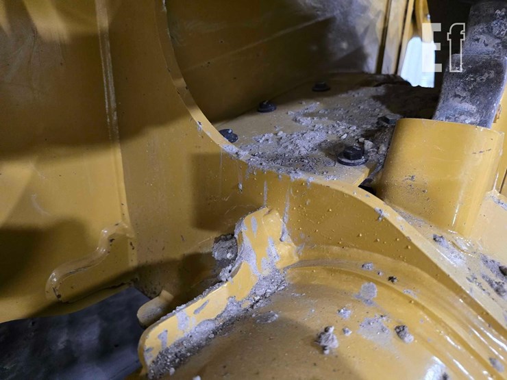 2020-caterpillar-d3k2-xl-image-34