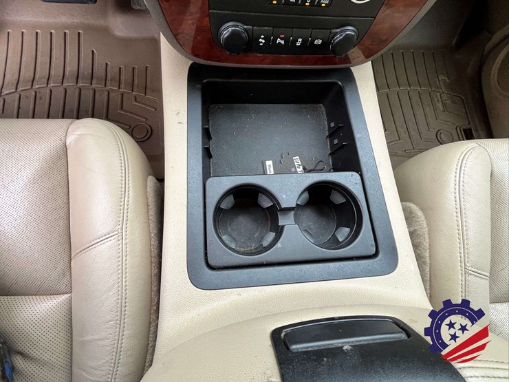 2013-chevrolet-silverado-z71-/-4x4-/-3500hd-pickup-image-59