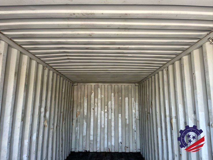 2011-20’-shipping-container-image-14