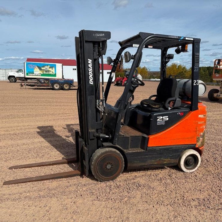 DOOSAN GC25E-5