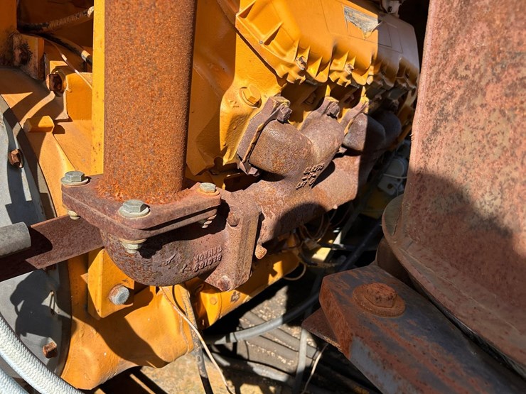 caterpillar-3208-image-32