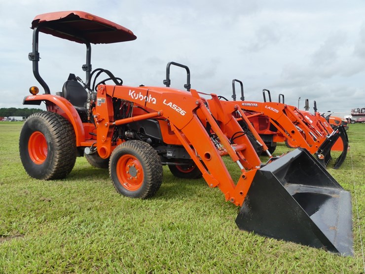 kubota-l3301-image-1