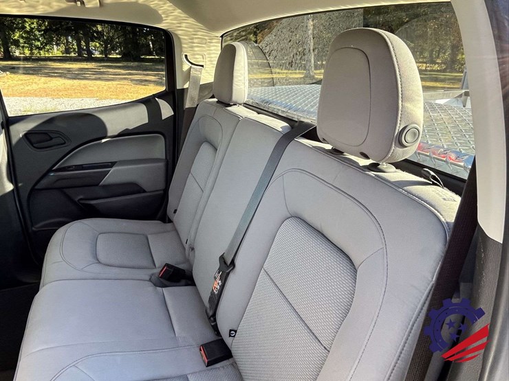 2021-chevrolet-colorado-image-57