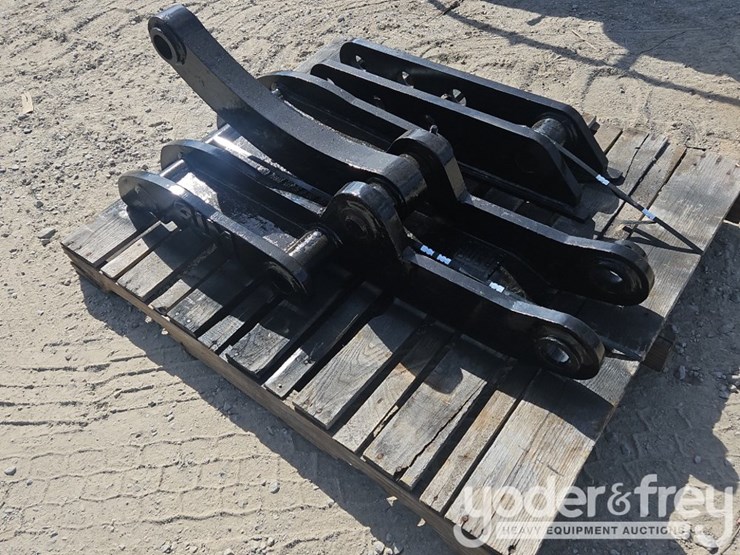 deere-135g-image-2