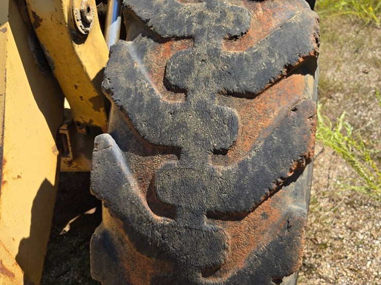 caterpillar-930-image-67