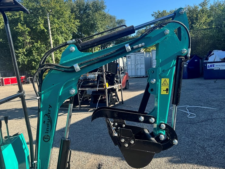 2026-unused-mh13rx-mini-excavator-image-2