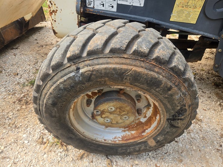 terex-tlb840r-image-99