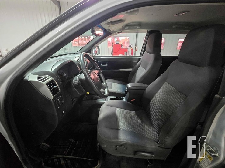 2012-chevrolet-colorado-image-9