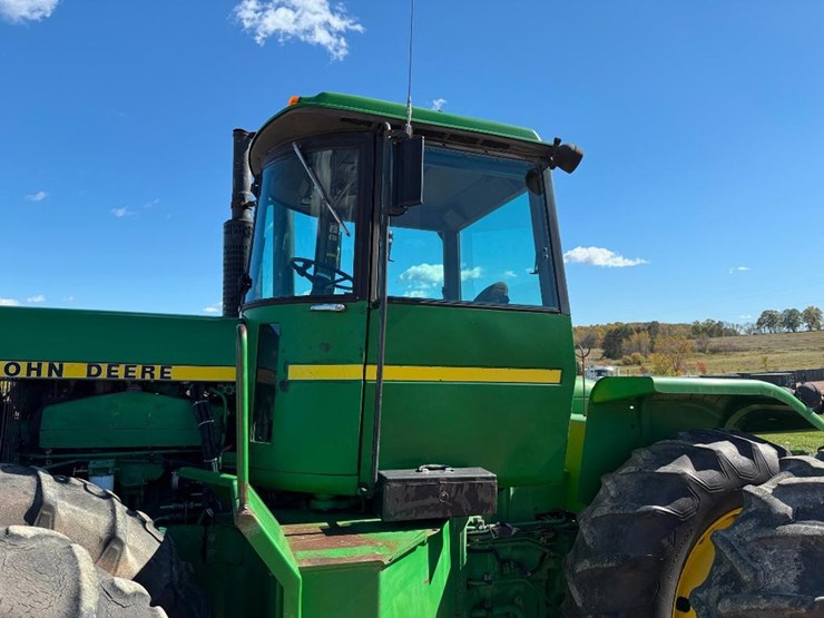 john-deere-8450-image-13