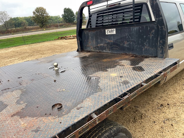 2000-chevrolet-silverado-3500-image-23
