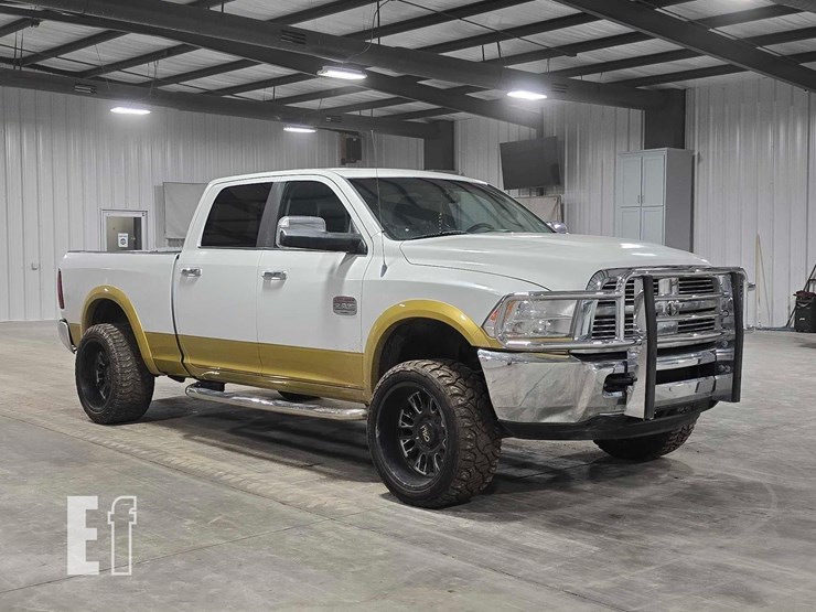 2012-ram-2500-laramie-longhorn-image-2