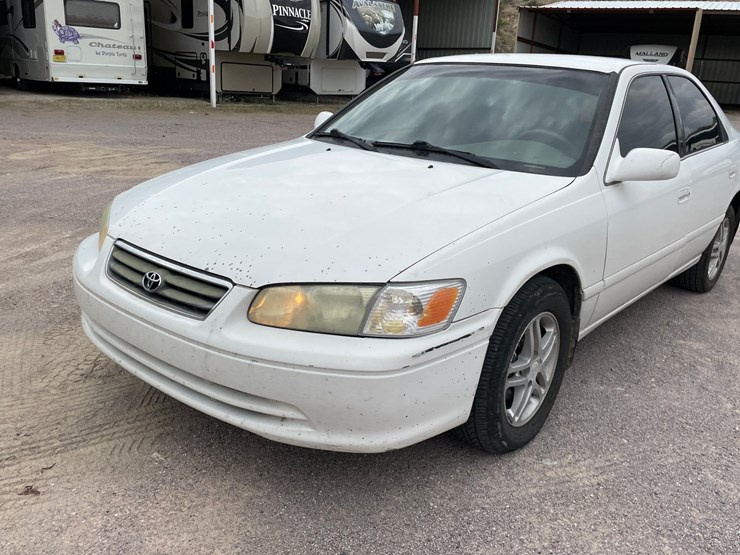 #2768-•-2001-toyota-camry-(title-in-delay)-image-57
