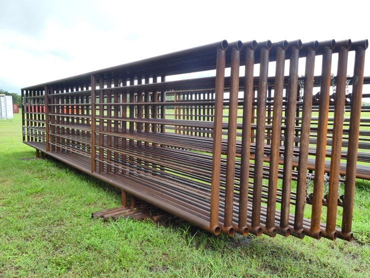 (10)-24'-free-standing-panels-image-3