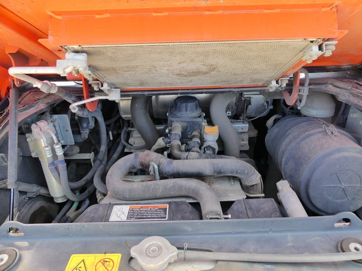 kubota-svl97-2-image-9