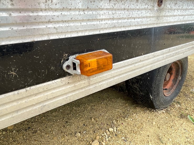 #3045-•-aluma-load-master-2-place-snowmobile-trailer-image-21