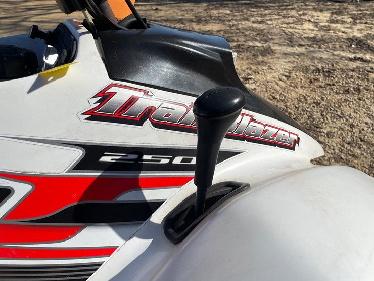 polaris-trail-blazer-250-image-33