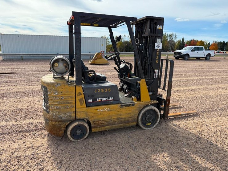 caterpillar-gc25-image-4