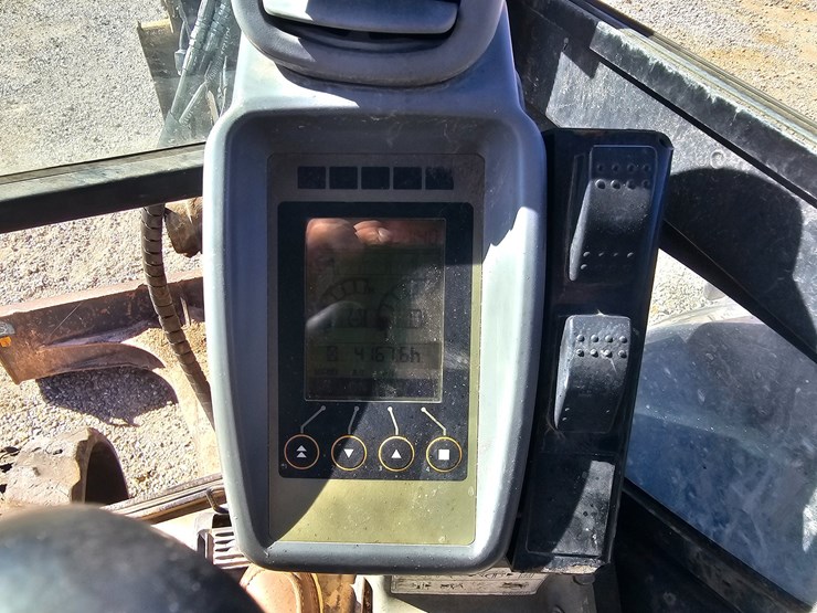 deere-60g-image-38