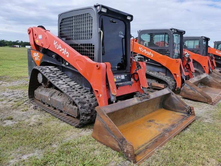 2023-kubota-svl97-2-image-1