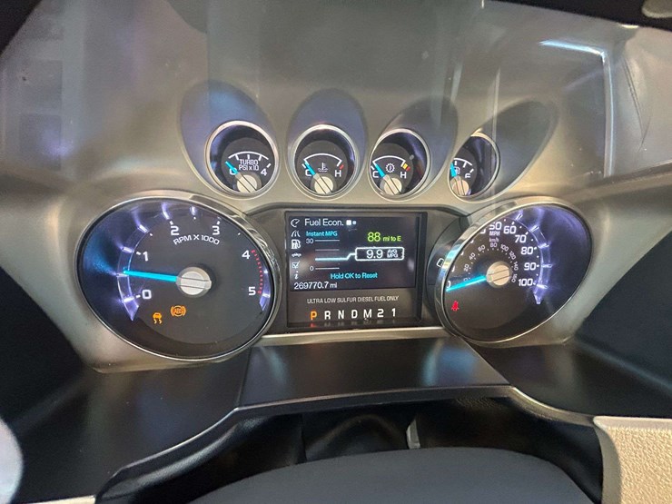 2015-ford-f350-image-33