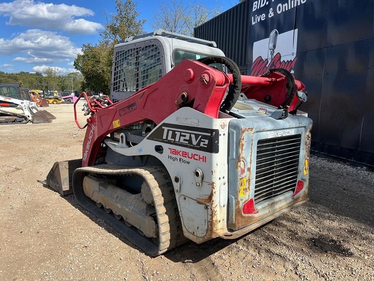 2017-takeuchi-tl12v2-image-4