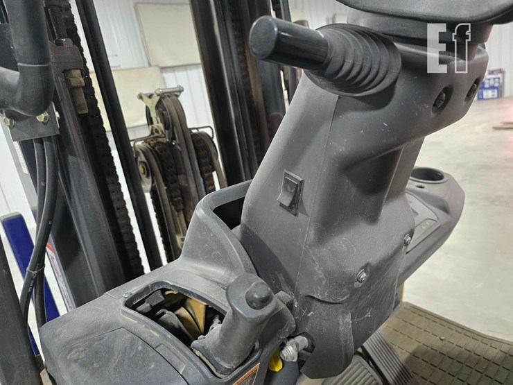 caterpillar-ec25en2-image-16