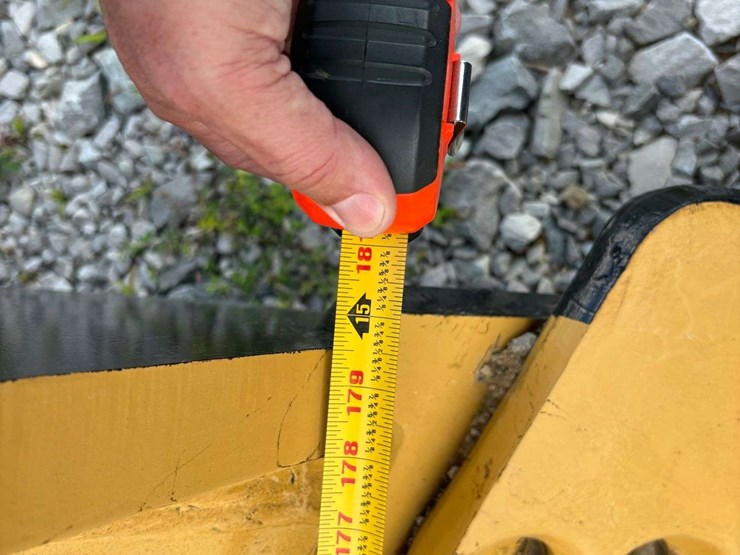 caterpillar-d9-image-30