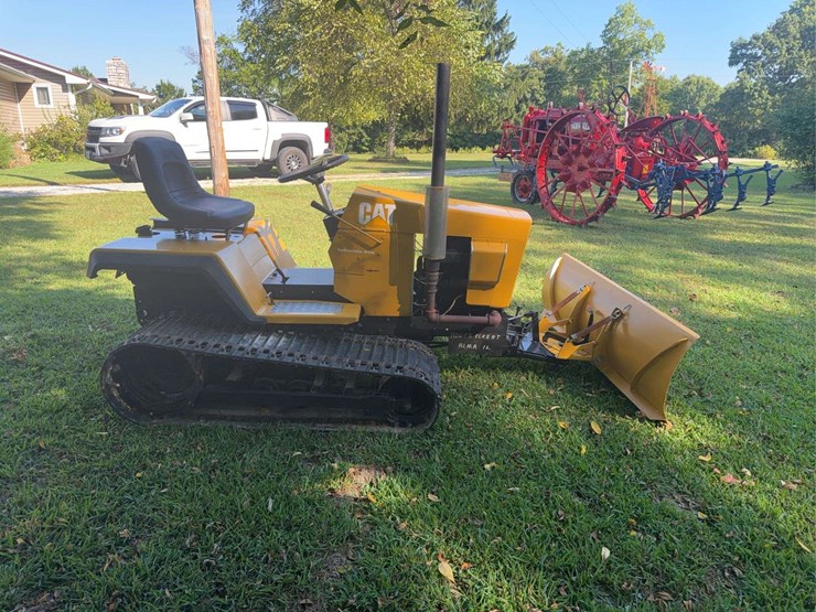 custom-deitz-allis-“cat”-dozer-image-4