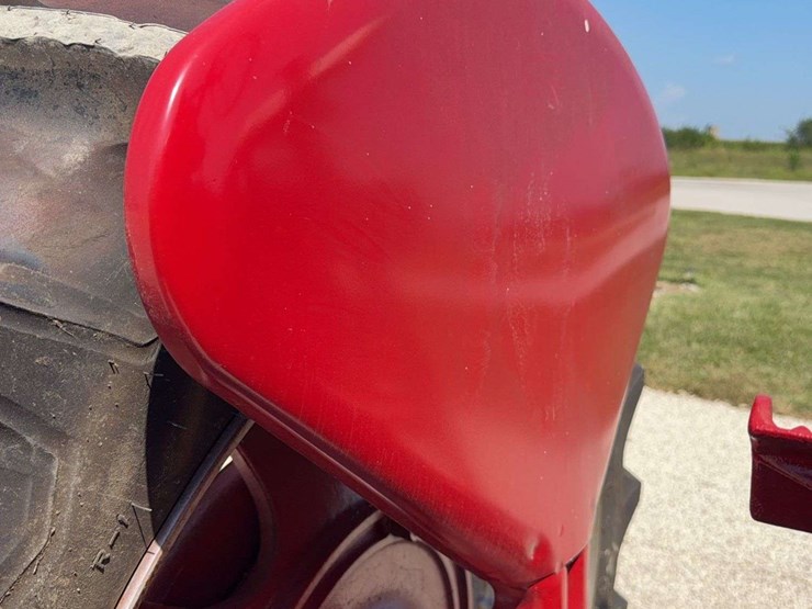 farmall-400-image-25