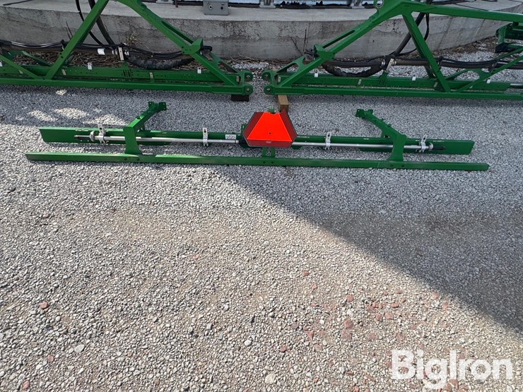 2020-john-deere-r4038-image-14