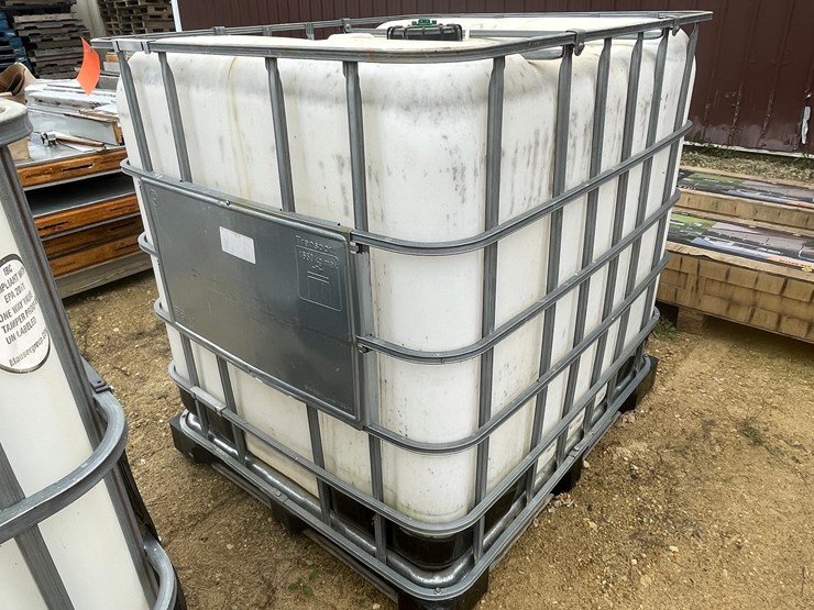 #3043-•-caged-poly-water-totes-image-4