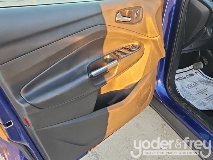 2014-ford-escape-image-12