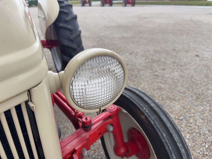 ford-8n-image-23