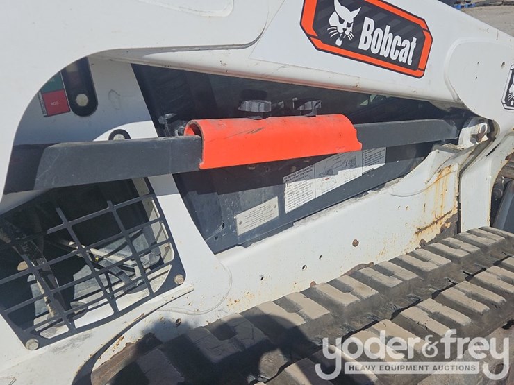 2019-bobcat-t590-image-15