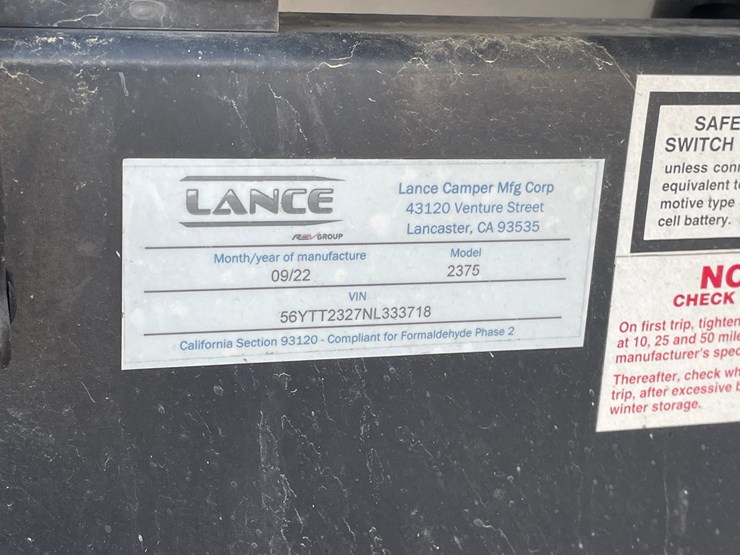 #2824-•-2022-lance-travel-trailer,-(has-new-mexico-title)-image-122