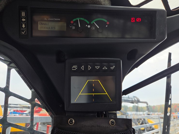 deere-333g-image-42