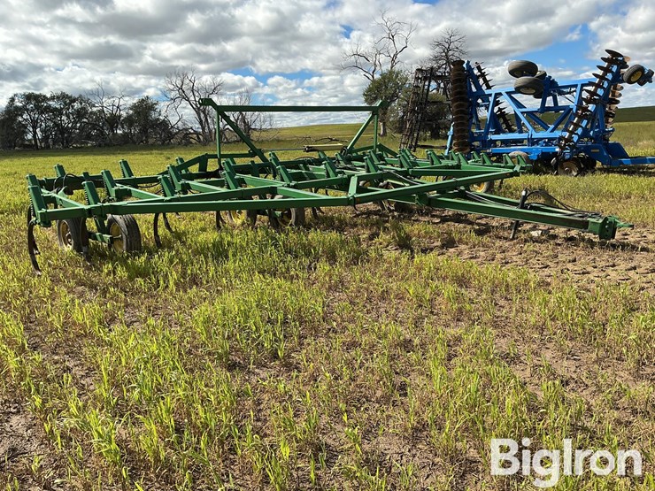 john-deere-1610-image-3