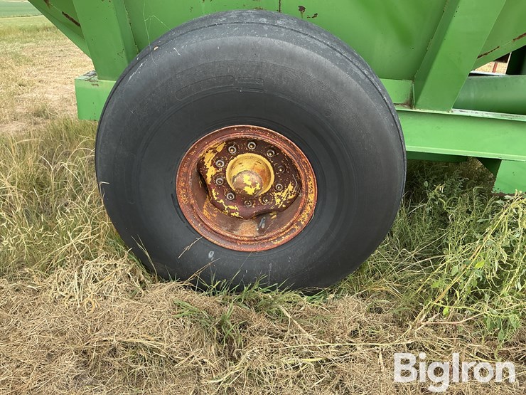 john-deere-1210-image-15