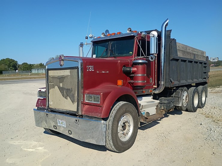 1984-kenworth-w900-image-1