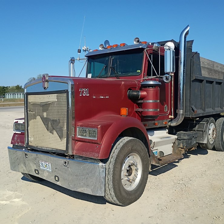 1984 KENWORTH W900