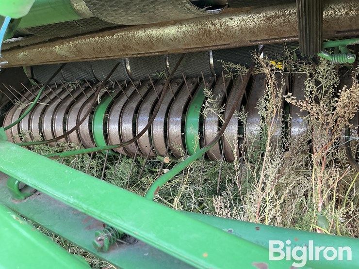 2001-john-deere-567-image-19