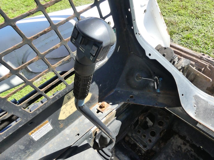 2019-bobcat-t550-image-12