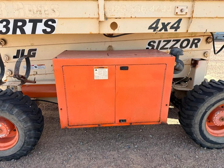 jlg-33rts-image-17