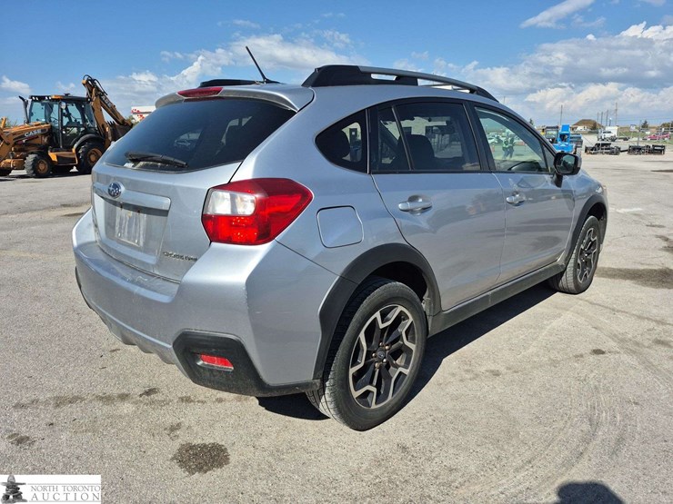 2016-subaru-crosstrek-image-5
