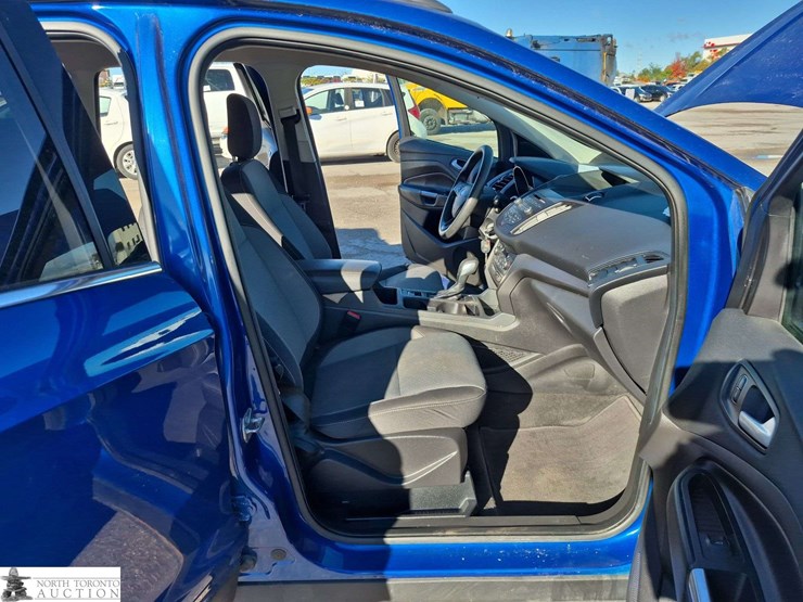 2018-ford-escape-image-28