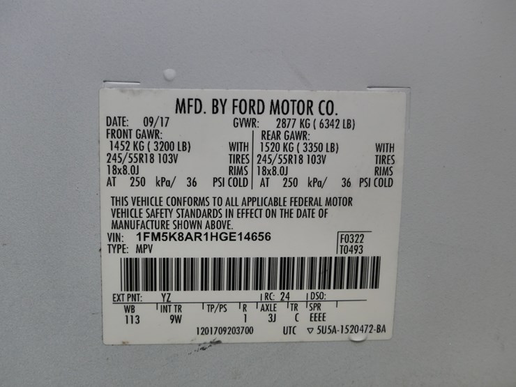 2017-ford-explorer-image-15