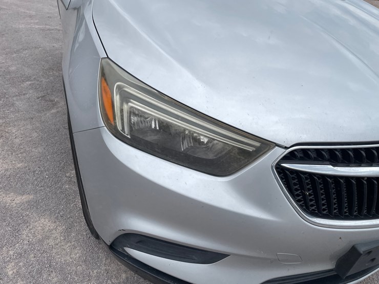 2017-buick-encore-image-10